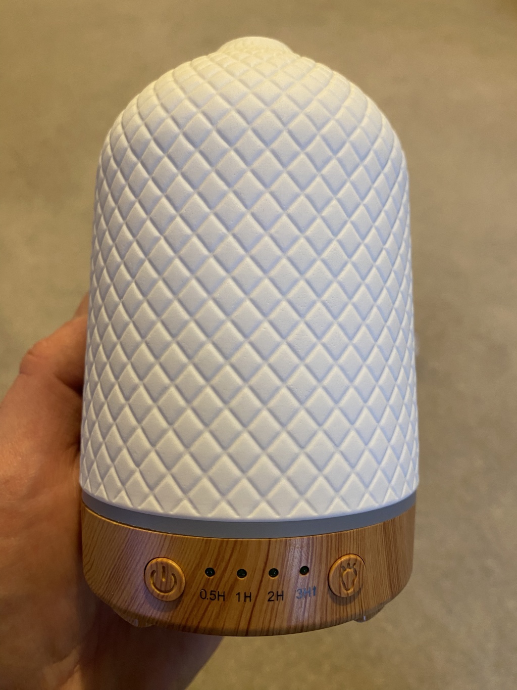 Dialin’s Essential Oil Diffuser: Product Review